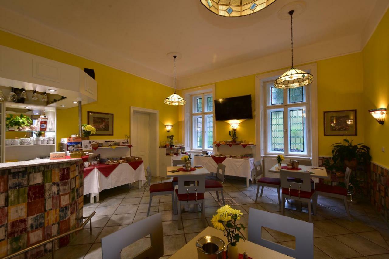 Sant Georg Garni Hotell Mariánské Lázně Eksteriør bilde
