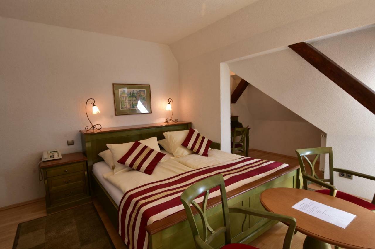 Sant Georg Garni Hotell Mariánské Lázně Eksteriør bilde